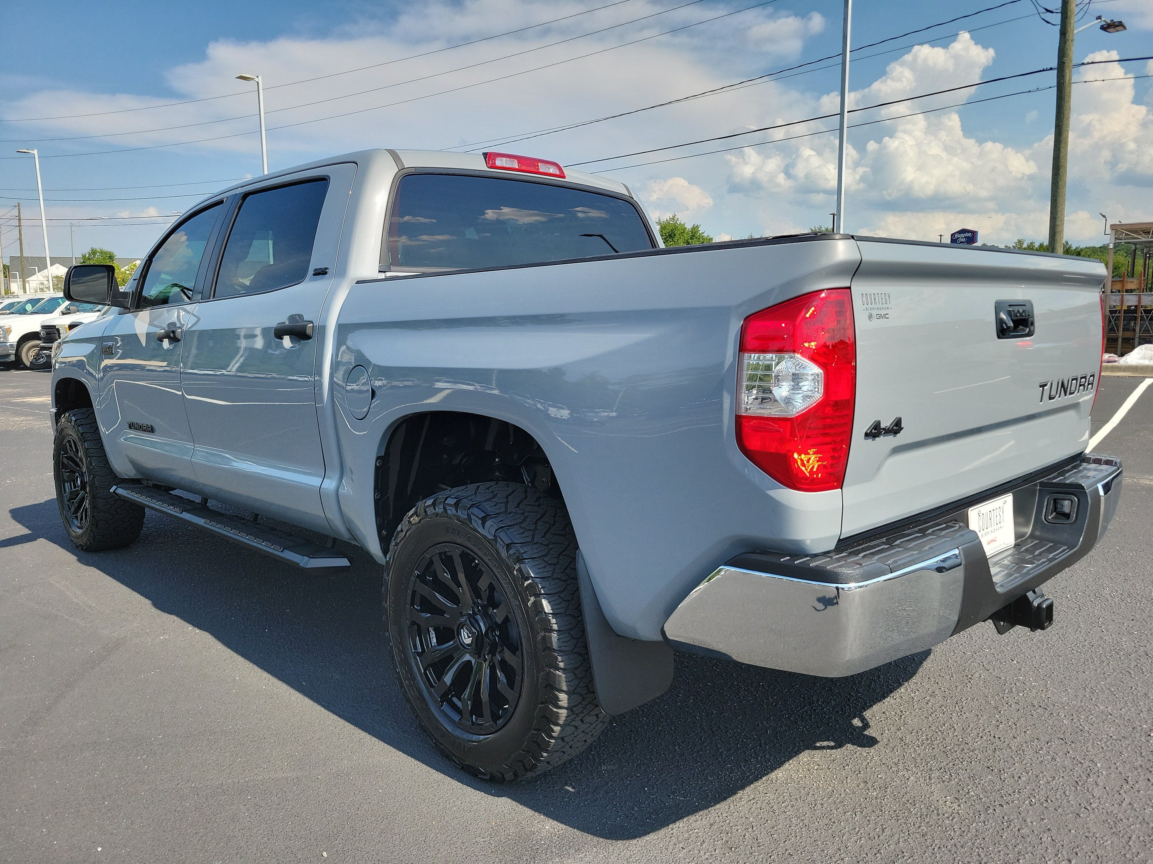 2018 Toyota Tundra 4WD SR5