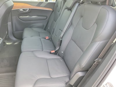 2024 Volvo XC90 Plus Bright Theme