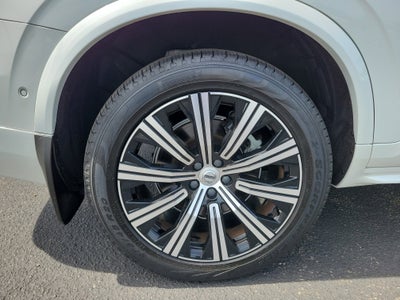 2024 Volvo XC90 Plus Bright Theme